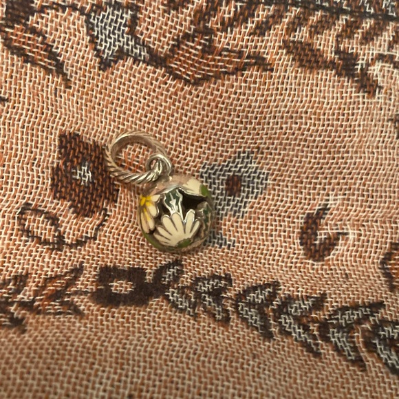 Brighton sterling silver and cloisonné floral charm 🌼 - Picture 3 of 4